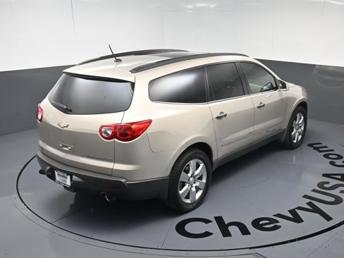 Used 2011 Chevrolet Traverse LTZ image 34