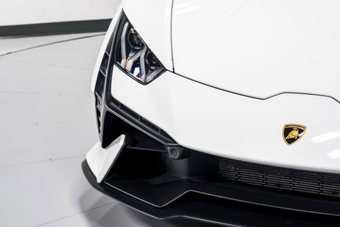 Used 2024 Lamborghini Huracan Tecnica image 40