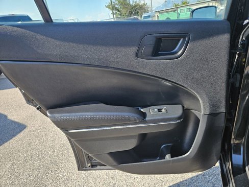 Used 2014 Dodge Charger Police image 32