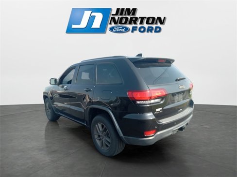 Used 2016 Jeep Grand Cherokee Laredo 75th Anniversary image 7