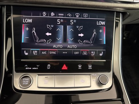 Used 2021 Audi Q7 3.0T Prestige image 29
