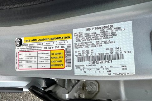 Used 2015 Ford Fusion SE image 14
