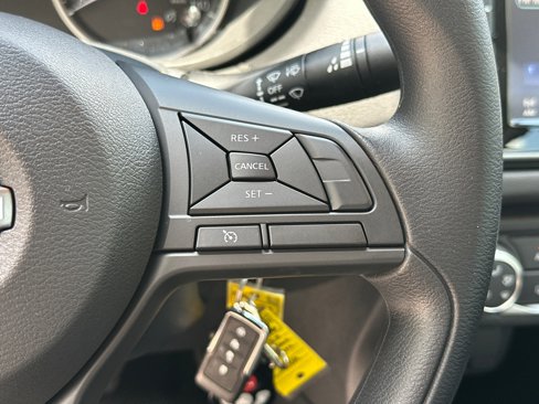 Used 2025 Nissan Versa S w/ Trunk Package image 26