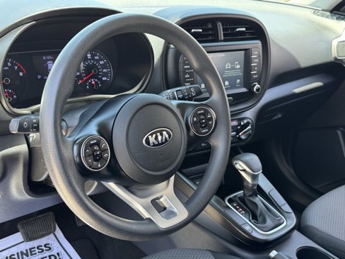 Used 2020 Kia Soul LX image 22