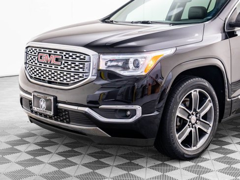 Used 2017 GMC Acadia Denali w/ Technology Package image 37