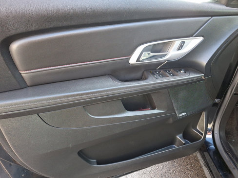 Used 2017 GMC Terrain SLE w/ Chrome Edition image 12
