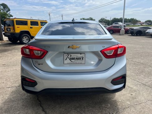 Used 2017 Chevrolet Cruze LT w/ RS Package image 7