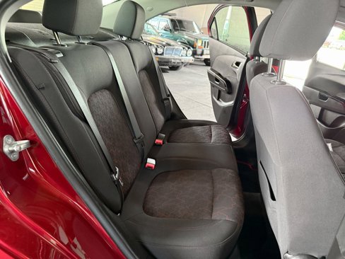Used 2020 Chevrolet Sonic LT w/ Convenience Package image 46