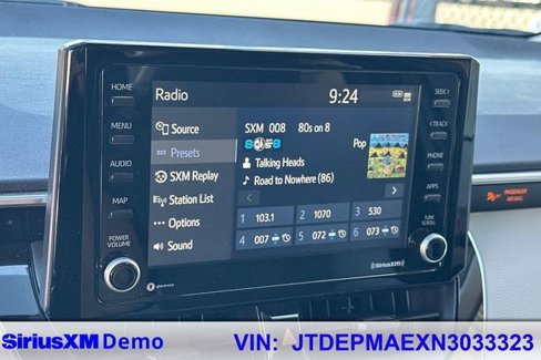 Used 2022 Toyota Corolla LE image 34