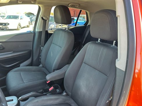 Used 2016 Chevrolet Trax LT image 36