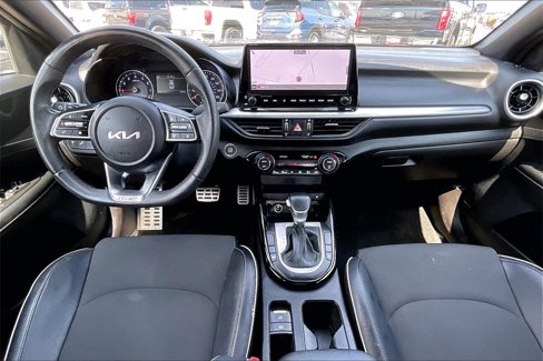 Used 2022 Kia Forte GT-Line w/ GT-Line Premium Package image 7