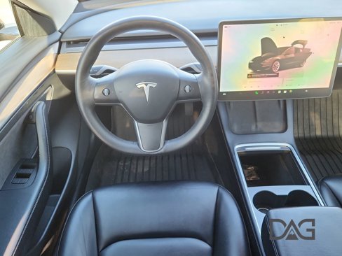 Used 2022 Tesla Model 3 Standard Range image 18