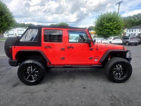 Used 2013 Jeep Wrangler Unlimited Sport image 21