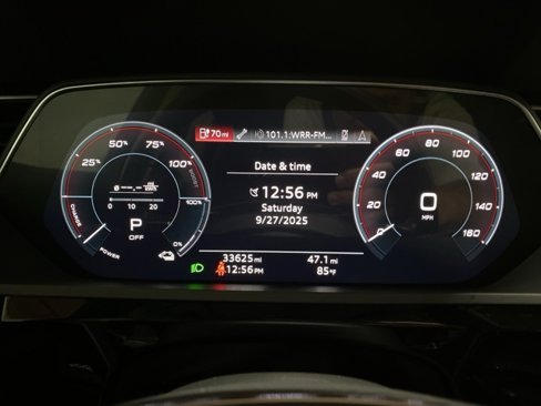 Used 2021 Audi e-tron Premium w/ Black Optic Package image 10