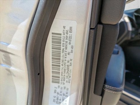 Used 2017 Jeep Cherokee Latitude image 15