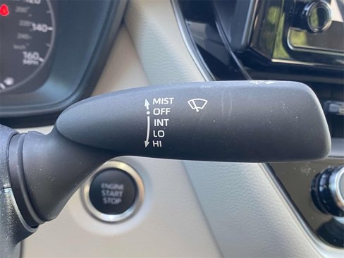 Used 2025 Toyota Corolla LE image 21