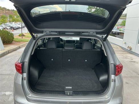 Used 2022 Kia Sportage EX image 15