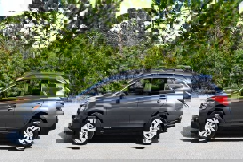 Used 2019 Subaru Outback 2.5i Premium w/ Popular Package #2 image 3