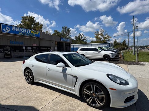 Used 2014 Porsche Panamera image 3