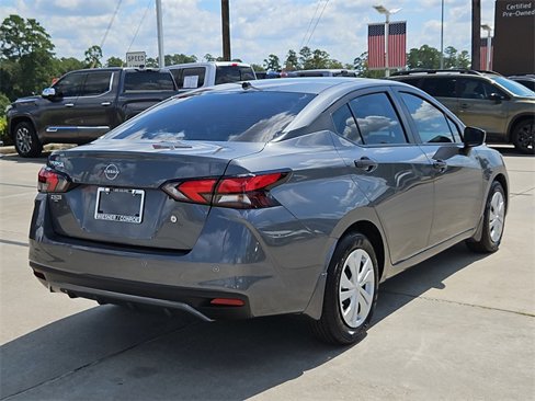 Used 2025 Nissan Versa S w/ Trunk Package image 10