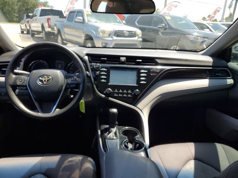 Used 2019 Toyota Camry SE image 7