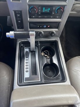 Used 2003 HUMMER H2 Luxury w/ Preferred Equipment Group image 36