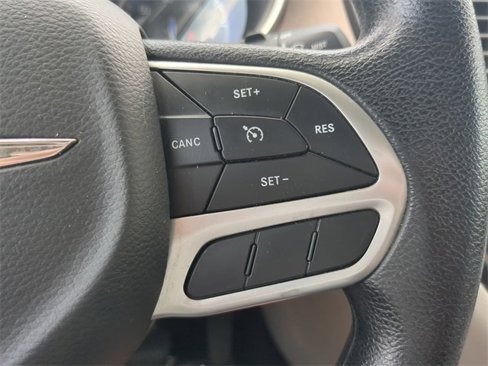 Used 2021 Chrysler Voyager Lxi image 24