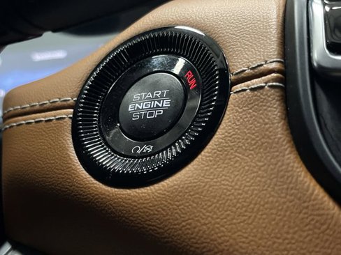 Certified 2024 Jeep Compass Limited image 21