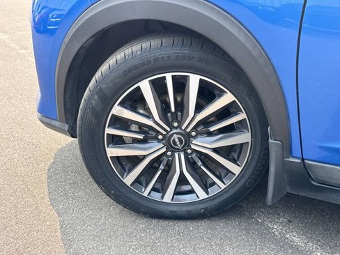 Used 2022 Nissan Kicks SV image 27