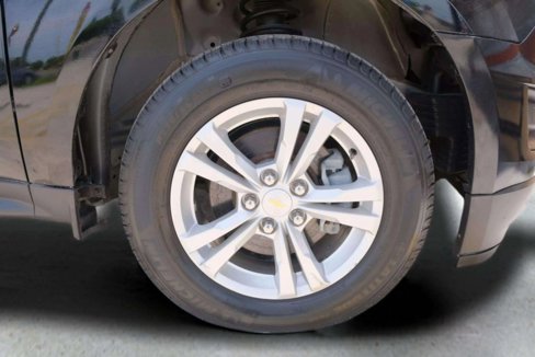 Used 2017 Chevrolet Equinox LS image 45