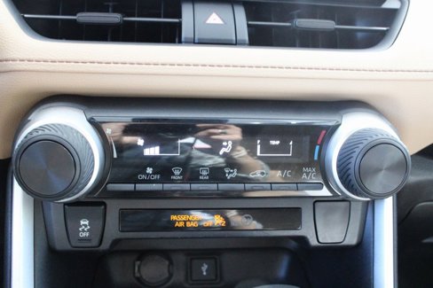 Certified 2021 Toyota RAV4 LE image 35