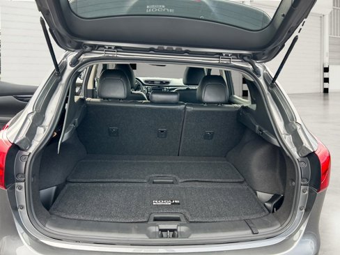 Used 2019 Nissan Rogue Sport SL w/ Premium Package image 11