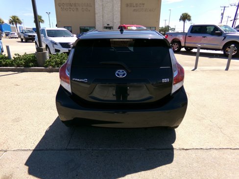 Used 2016 Toyota Prius C Two image 6