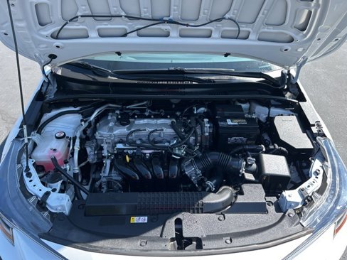 Used 2022 Toyota Corolla LE image 11