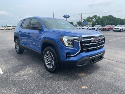 Used 2025 GMC Terrain Elevation image 3