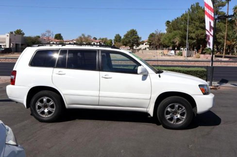 Used 2005 Toyota Highlander 4WD V6 image 8
