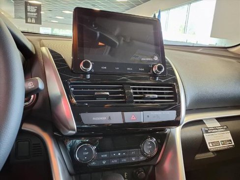 New 2025 Mitsubishi Eclipse Cross SE image 15