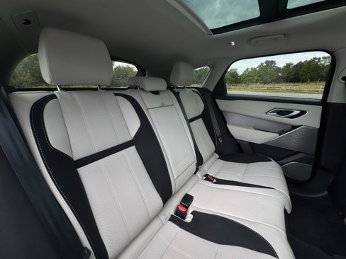 Used 2020 Land Rover Range Rover Velar R-Dynamic S image 38
