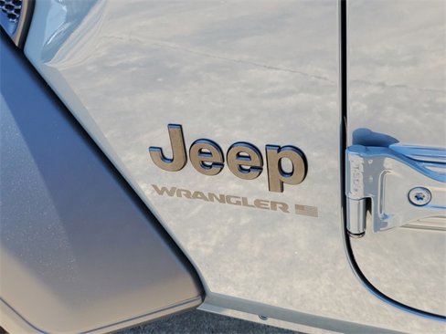 New 2025 Jeep Wrangler Sport S image 9