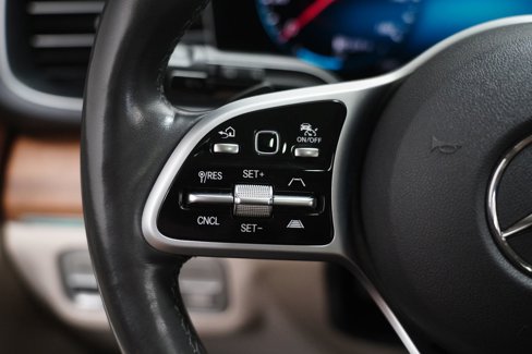 Certified 2020 Mercedes-Benz GLE 450 4MATIC image 18