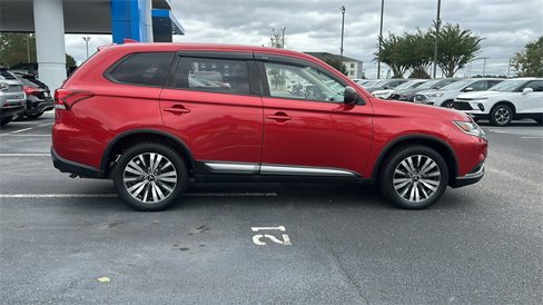 Used 2019 Mitsubishi Outlander ES image 8