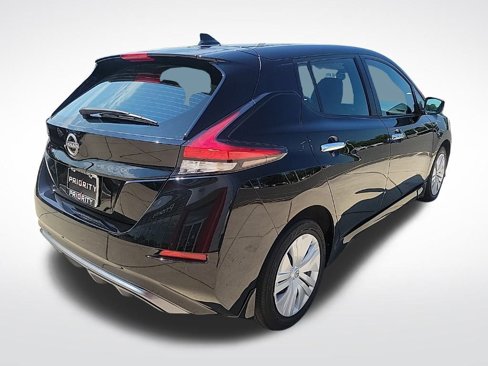 Certified 2023 Nissan Leaf S image 5