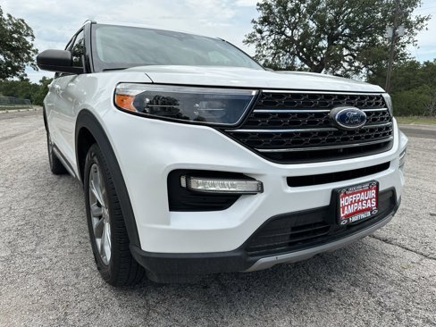 Used 2022 Ford Explorer XLT w/ Equipment Group 202A image 7