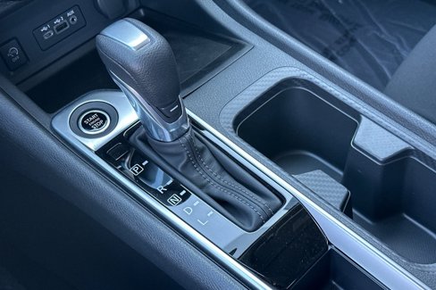 New 2025 Nissan Sentra SV w/ Trunk Package image 23