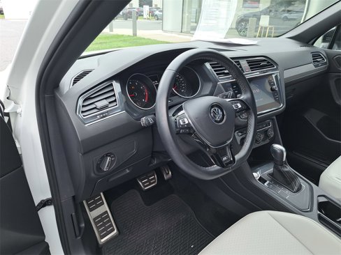 Used 2021 Volkswagen Tiguan SE R-Line image 7