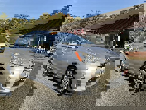 Used 2014 Toyota Prius C Two image 3