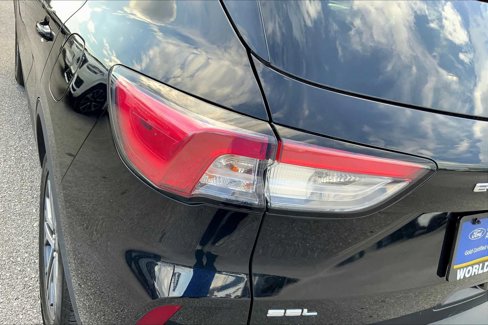 Certified 2020 Ford Escape SEL image 28