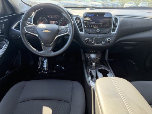 Used 2024 Chevrolet Malibu LT image 14