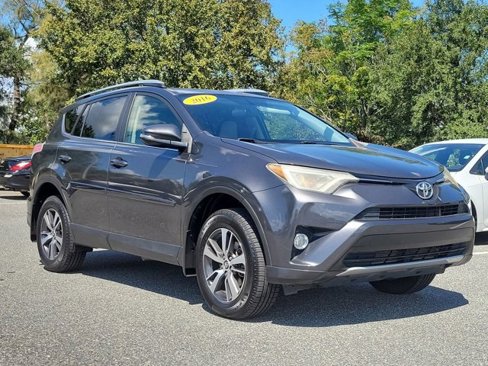 Used 2016 Toyota RAV4 XLE image 37