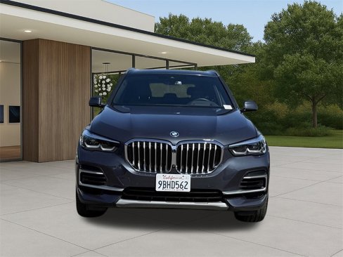 Certified 2022 BMW X5 xDrive45e w/ Climate Comfort Package image 3